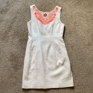 NWT ~ Kate Spade ~ White Domino Sheath Dress ~ Coral Embroidery ~ Size 12